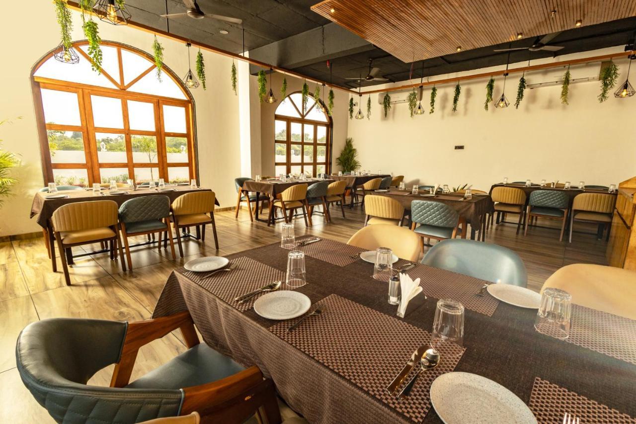 Krown Palace Resort Сілвасса Екстер'єр фото