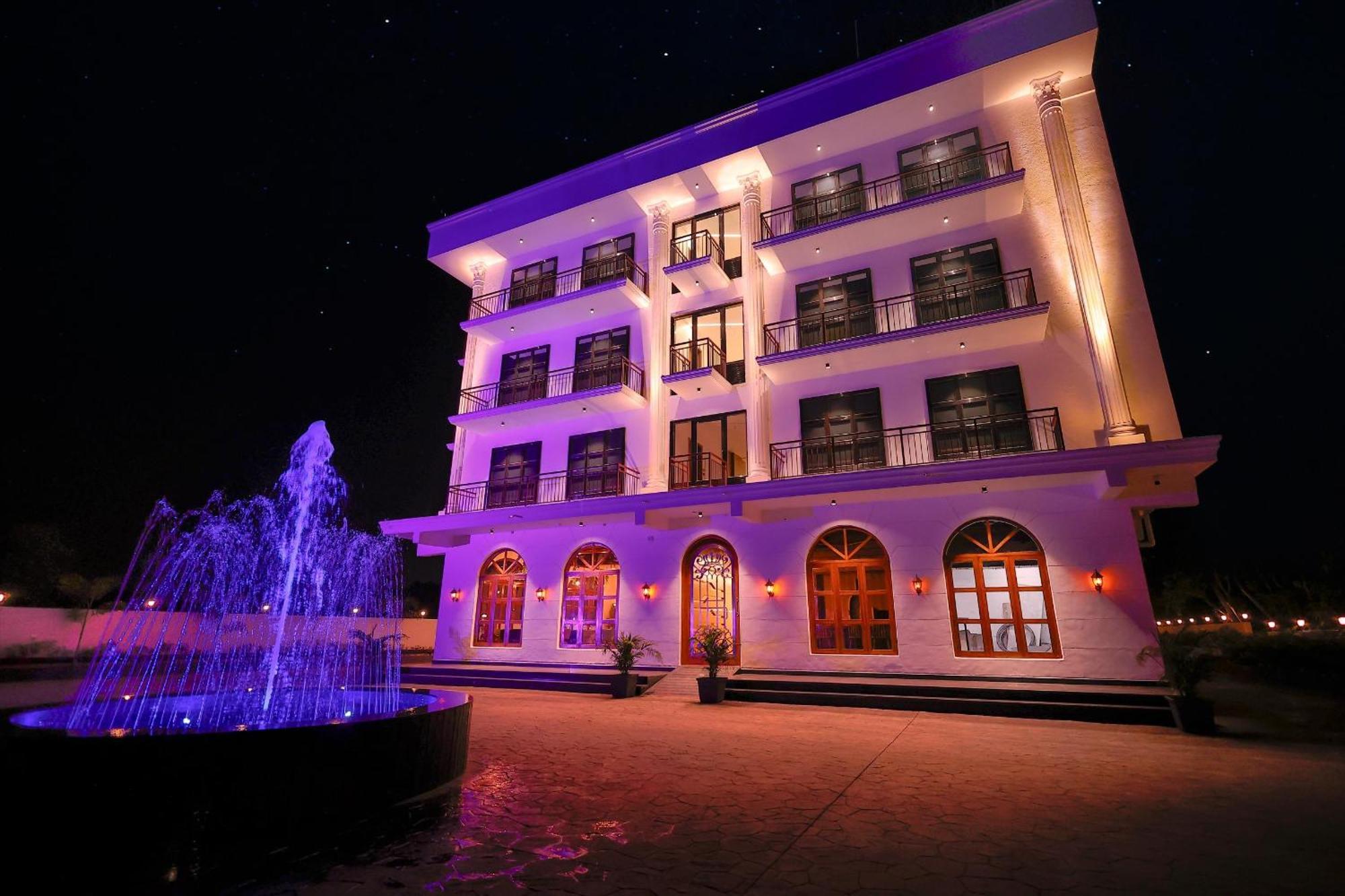 Krown Palace Resort Сілвасса Екстер'єр фото